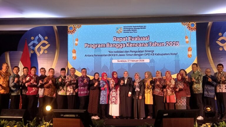 Jawa Timur Sukses Amankan Stabilitas Demografi dan Tekan Stunting di 2025