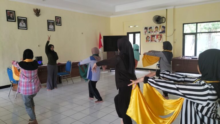 UPT RSBRW Pasuruan, Wadah Penerima Manfaat Putri Belajar Tari Tradisional