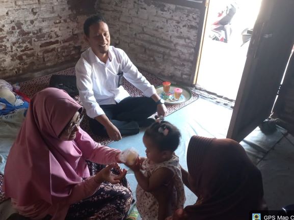 Dinsos Kabupaten Probolinggo Bersama TKSK Kraksaan Lakukan Pendampingan Balita Telantar Pasca Pemulangan dari Malaysia