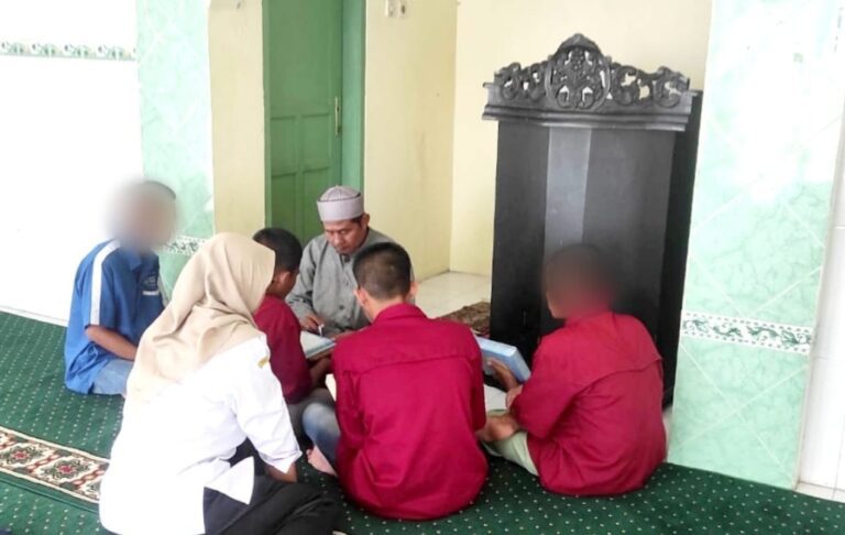 Perkuat Pembinaan Spiritual, Berikan Bimbingan Mental Keagamaan bagi PM ABH di UPT PRSMP Surabaya
