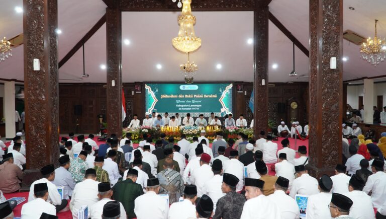 Gelar Silaturahmi Ulama dan Umaro, Bupati Yes Perkuat Kolaborasi untuk Kejayaan Lamongan