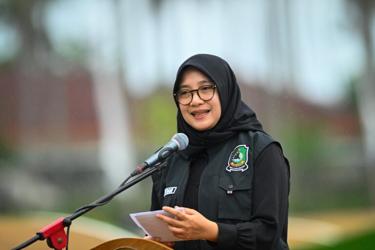 Selain Efisiensi Kendaraan Dinas, Bupati Ipuk Imbau ASN Bersepeda atau Transportasi Umum/Online ke Kantor