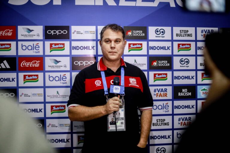 Performa Terus Menurun, Carlos Parreira Mundur dari Kursi Pelatih
