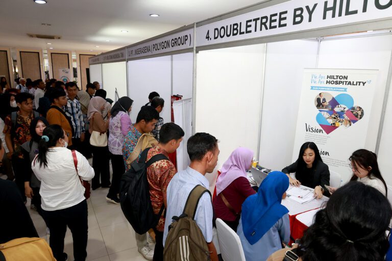 Surabaya Dorong Industri Tembus Ekspor, Seribu Lowongan Kerja Disiapkan di SIL Festival 2026