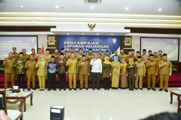 Lamongan Serahkan LKPD Unaudited Tahun Anggaran 2025