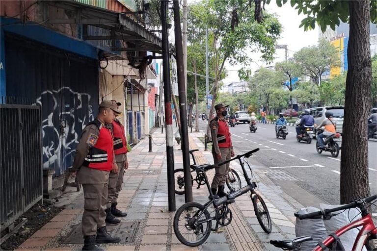 Antisipasi Gepeng Musiman saat Ramadan, Satpol PP Surabaya Pertebal Pengamanan Titik Rawan