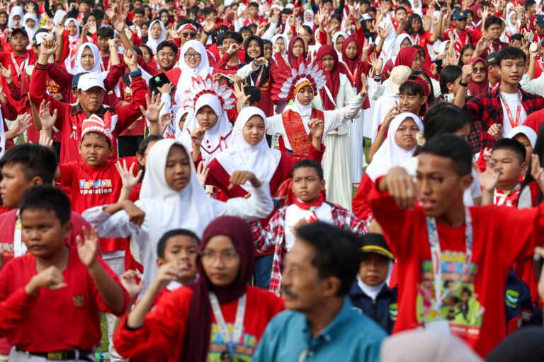 Libatkan Ribuan Peserta, Surabaya Siap Deklarasikan Sekolah Ramah Digital 2026