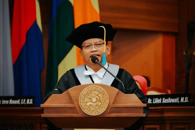 Waspada Riba, Pakar Ekonomi Islam UNAIR Ingatkan Siasat Halal Tukar Uang Baru