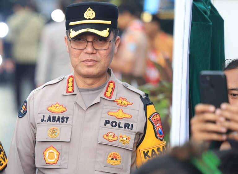 Operasi Ketupat Semeru, Polda Jatim Jaga Kekhusukan Ibadah Umat & Stabilitas Kamtibmas