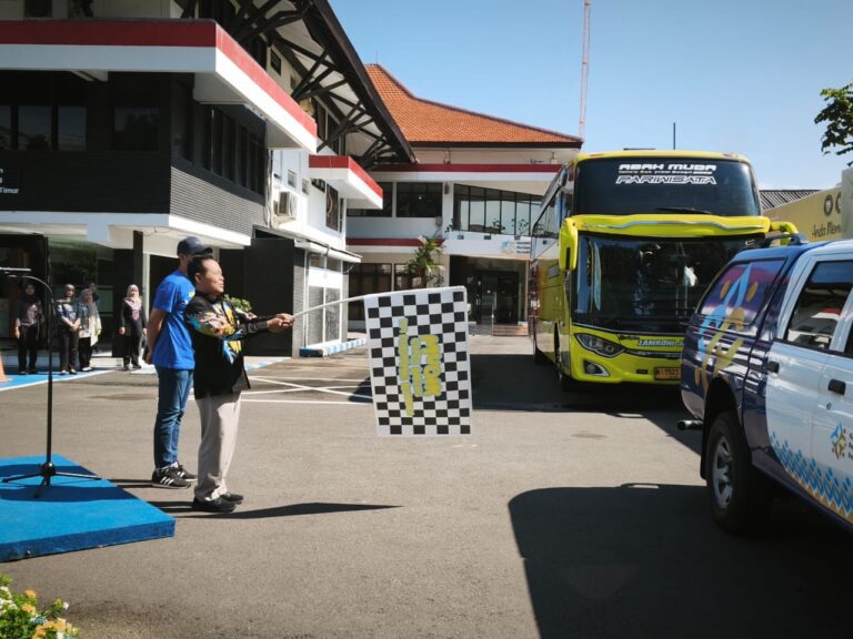 Kemendukbangga/ BKKBN Jatim Gelar Mudik Gratis, Sisipkan Edukasi Bangga Kencana di Perjalanan