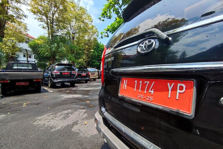 Bupati Lumajang Izinkan ASN Bawa Mobil Dinas Saat Mudik, Operasional Ditanggung Pribadi