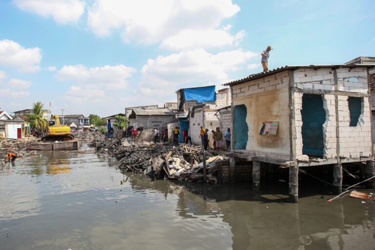 Cari Titik Temu Lebar Sungai Kalianak, Pemkot Surabaya Kedepankan Musyawarah