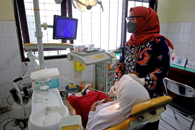 Cegah Hipertensi-Diabetes, Pemkot Surabaya Batasi Konsumsi GGL di Kantor dan Sekolah