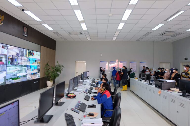 Surabaya Siapkan PSEL Kedua, Target Tangani 800 Ton Sampah per Hari