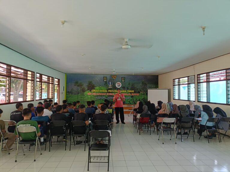 UPT PSBR Blitar beri Pemahaman Bahaya Penyakit Menular Seksual dan HIV bagi Remaja