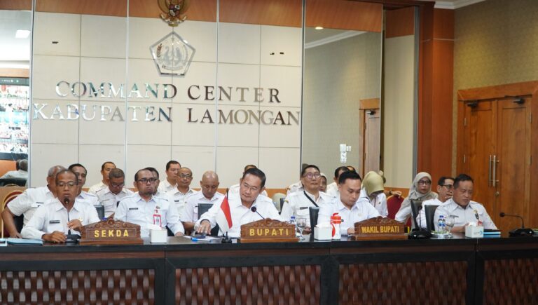 Samakan Persepsi Hadapi Perubahan Pola Kerja, Bupati Yes Pimpin Leaders Brief