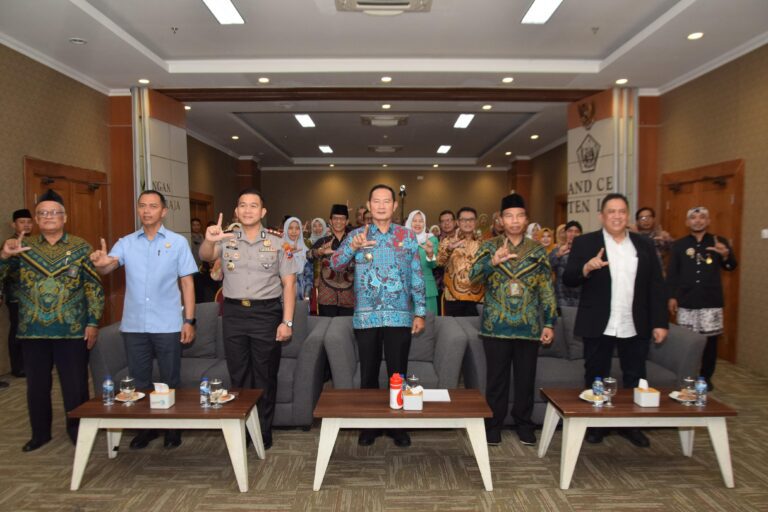 Pemkab Lamongan Teken MoU Bersama Pengadilan Agama dan Stakeholder Untuk Penguatan Pelayanan, Hak, Hingga Ketahanan Keluarga