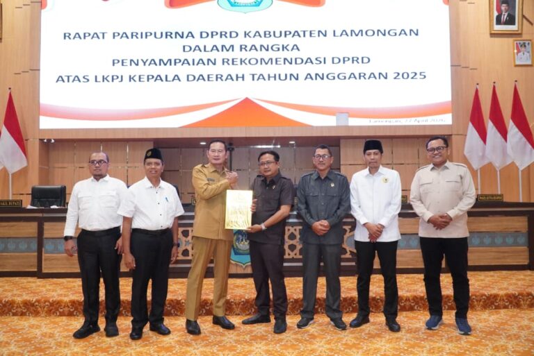 DPRD Berikan Rekomendasi LKPJ Bupati Lamongan 2025