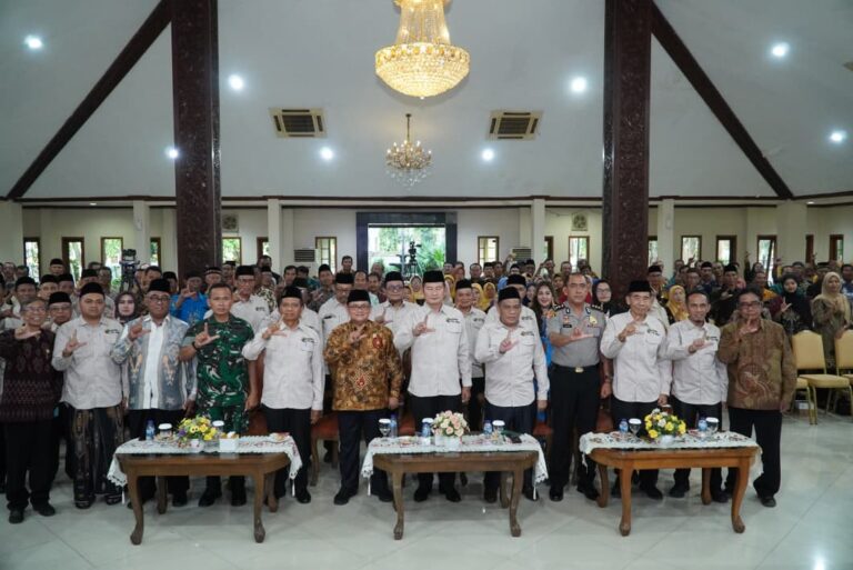 Pengukuhan Pimpinan Dekopinda Lamongan Masa Bakti 2025 – 2030
