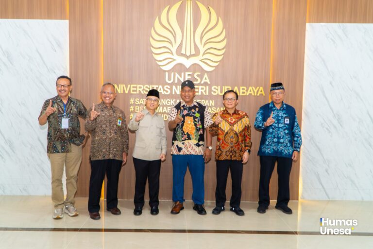 Pantau UTBK di Unesa, Wamendikdasmen Tegaskan Sanksi Pidana bagi Praktik Perjokian
