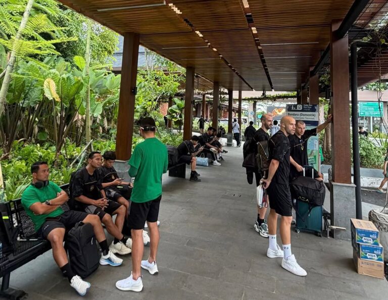 Persebaya Terlantar 1 Jam di Bandara I Gusti Ngurah Rai, Bali