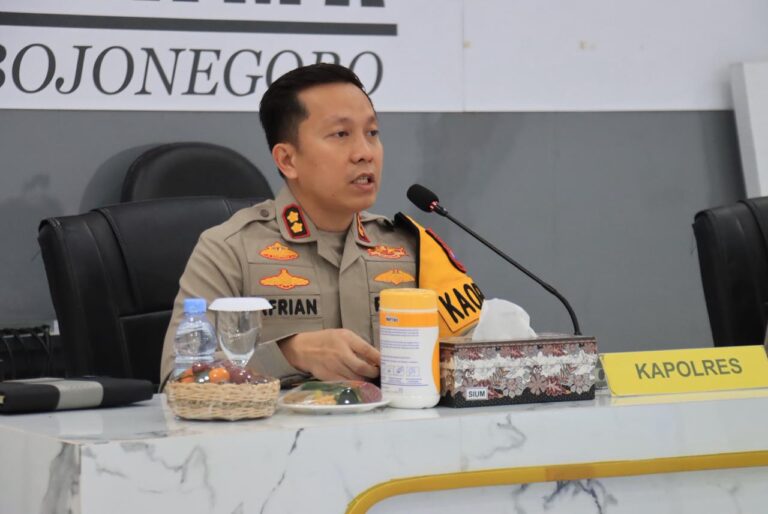 Polres Bojonegoro Siapkan Pengamanan dan Rekayasa Lalu Lintas untuk Keberangkatan CJH