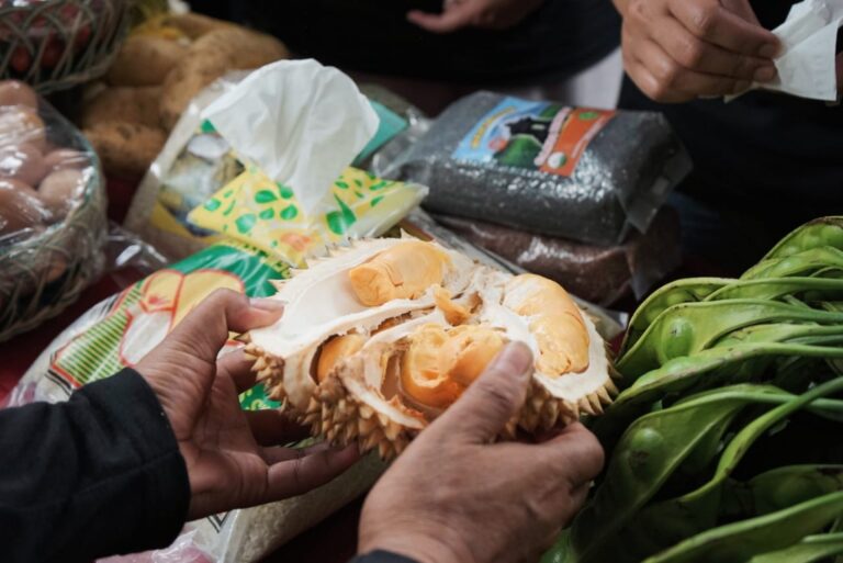 Menjaga Mutu Durian Lumajang di Tengah Tekanan Iklim