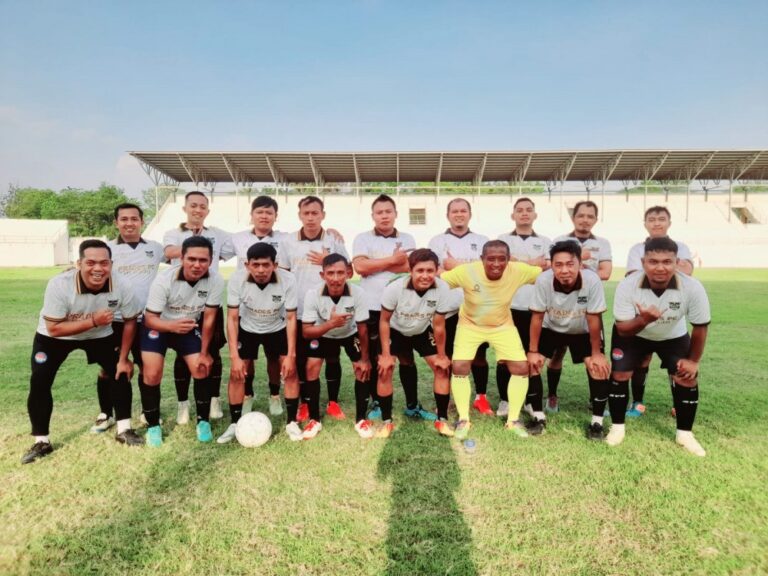 PPDI Lumajang dan PGRI Pasrujambe Gelar Friendly Match, Perkuat Silaturahmi dan Sinergi