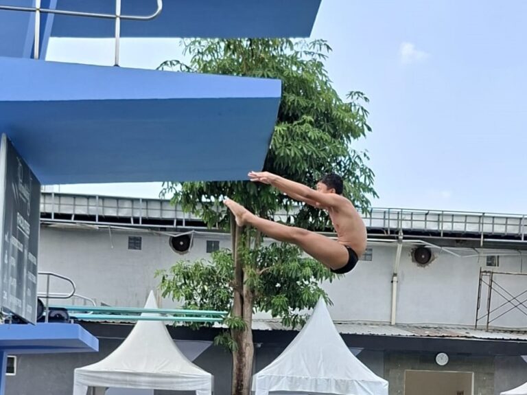 Jatim Matangkan Tim Loncat Indah Hadapi Kejurnas Akuatik Indonesia 2026
