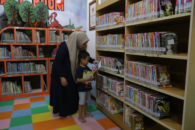 TP PKK Surabaya Dukung Jam Tanpa Gawai 18.00–20.00 WIB, Strategi Pulihkan Kedekatan Keluarga di Era Digital