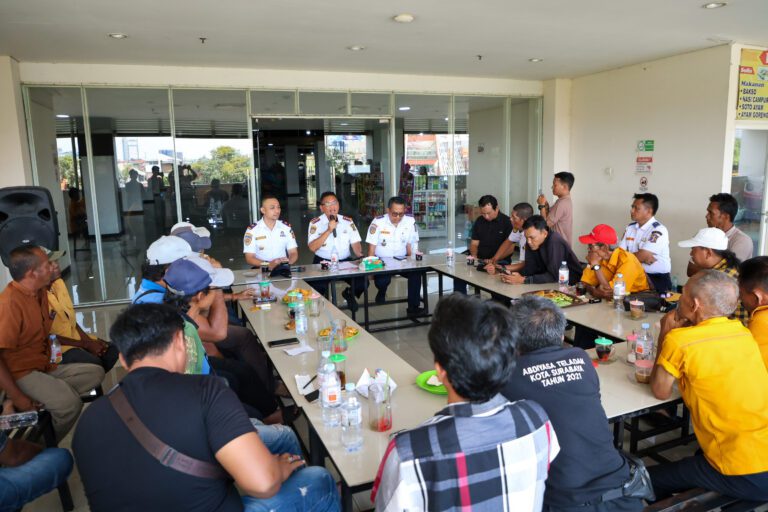 Pemkot Surabaya Fasilitasi Pendampingan Pengurusan Izin KIR-Trayek bagi Pemilik Lyn