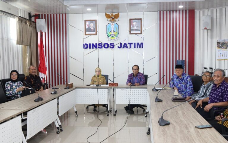 Dinsos Jatim Dorong Penguatan Karang Werda melalui Lokakarya Bersama Yayasan Gerontologi Abiyoso