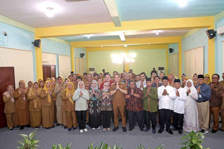 Wali Kota Eri Cahyadi Dorong MKKS dan K3S di Surabaya Ciptakan Inovasi Pendidikan