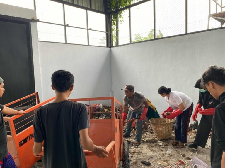 Pemkab Lumajang, Perkuat Pengelolaan Sampah Mandiri