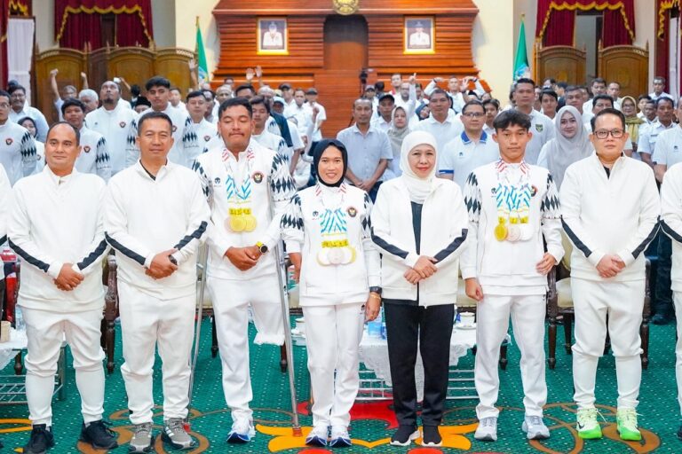 Gubernur Khofifah Apresiasi Atlet Paralimpik Jatim dengan Bonus Rp1,845 Miliar Usai Sumbang 35 Medali di ASEAN Para Games XIII Thailand 2025