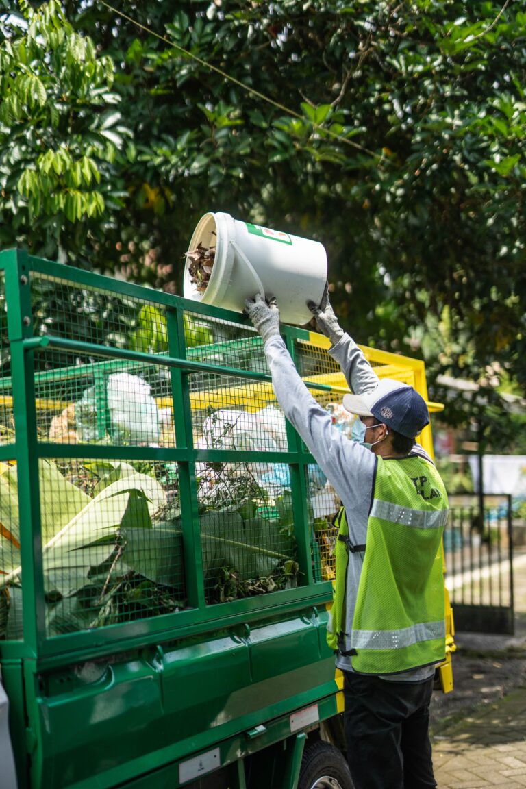 Kelola Sampah Secara Sirkular, Program Banyuwangi Hijau Telah Layani 23.410 Rumah Tangga di 73 Desa