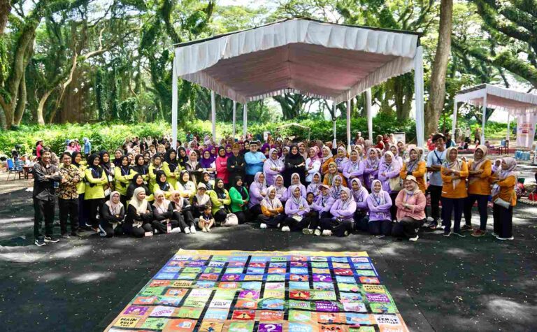 FIKKIA UNAIR-Pemkab Banyuwangi Perkuat Kapasitas Kader Posyandu melalui Puspadaya