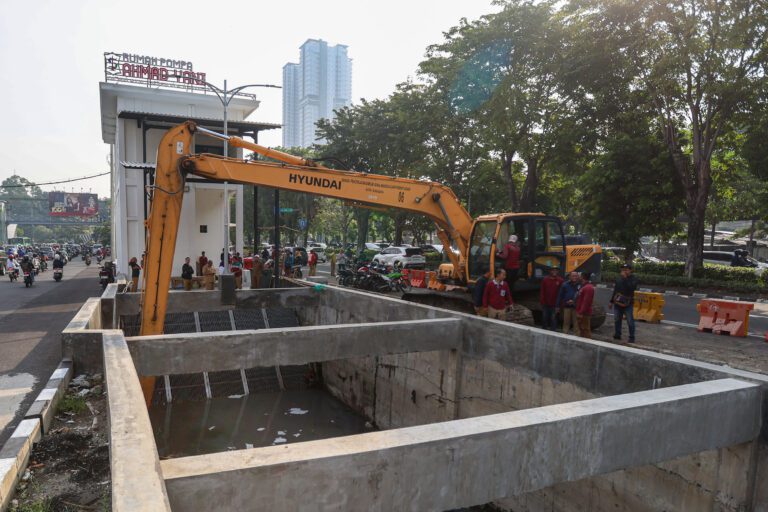 Pemkot Surabaya Tambah Delapan Rumah Pompa Baru Tahun Ini, Ditargetkan Tuntas Oktober