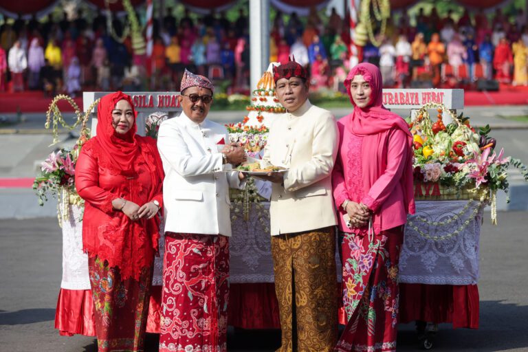HJKS ke-733, Plh Wali Kota Armuji Dukung Penuh Kebangkitan Ekonomi UMKM di Surabaya
