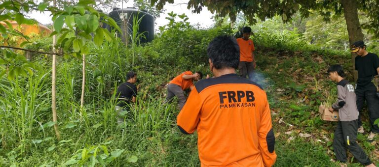 Dari Edukasi ke Aksi: FRPB Tanam Ratusan Pohon di Trawas