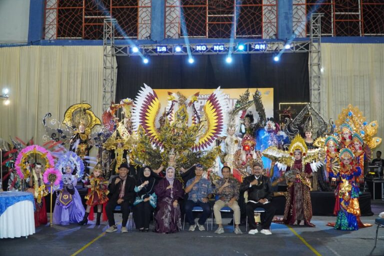 Perdana Digelar, Carnival Fashion Fest Pacu Kemajuan Ekonomi Kreatif Lamongan