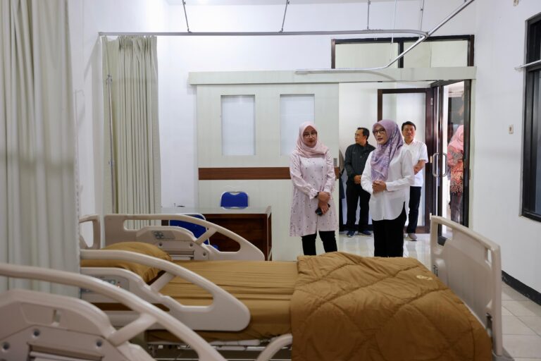 Layanan Kemoterapi, Sudah Beroperasi, Bupati Ipuk Pastikan layanan Terbaik hingga Pendampingan Psikolog