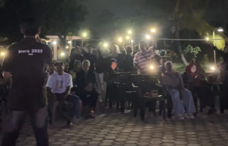 UPT PSTW Jember Bersama Mahasiswa Profesi Ners STIKes Bhakti Al-Qodiri Gelar Malam Pentas Perpisahan untuk Penerima Manfaat