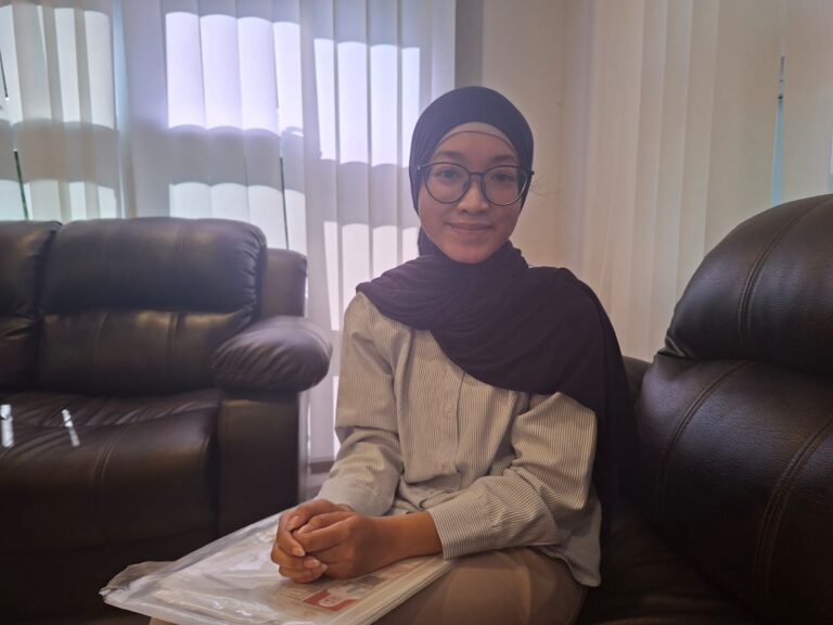 Demi Mimpi Masuk FK UNAIR, Siswa SMA Ini Rela Tinggalkan Kursi Kuliah yang Sudah Diraih