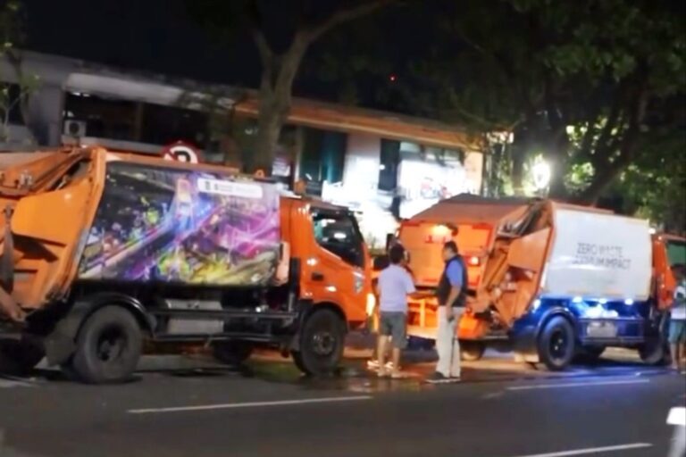 Pemkot Surabaya Tingkatkan Pengawasan Armada Sampah demi Cegah Kebocoran Lindi