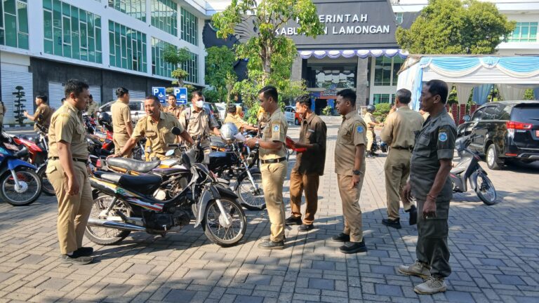 Apel Kendaraan Dinas di Lamongan