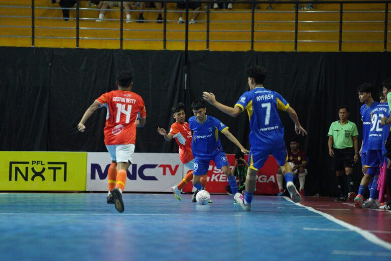 PFL2 2026: Hujan 16 Gol! Proton FC Bantai Futsal Mbak Adjeng 11-5, Quintrick Dafa Jadikan Dirinya MOTM