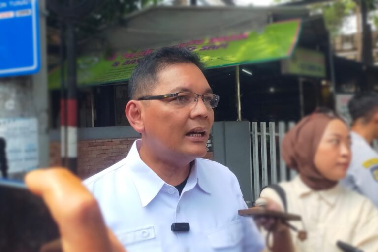 Dishub Surabaya Laporkan Dugaan Pencurian Tiang Rambu Parkir di Depan Satpas Colombo