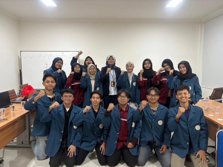 Raih Pendanaan PPK Ormawa, Tim IMERCY dan BEM FPK UNAIR Kembangkan SIGAP untuk Budidaya Kepiting Bakau