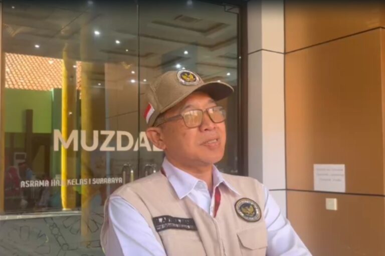 Operasional Debarkasi Haji Hari Keempat, Debarkasi Surabaya Terima Kepulangan 5.684 Jamaah dan Petugas hingga Kloter 15